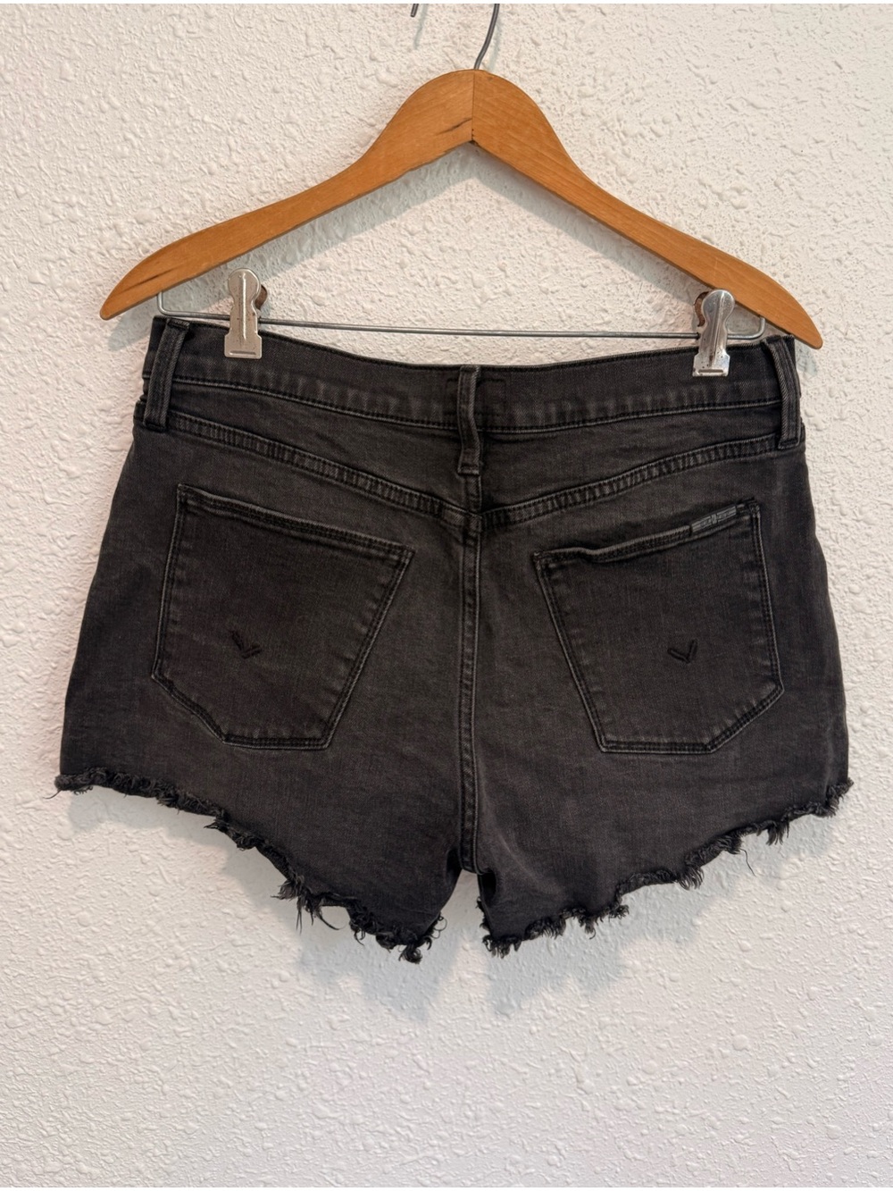 Hudson jeans faded black cut offs jean shorts women’s 29